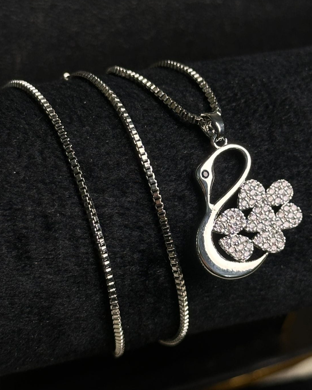Long Swan Necklace