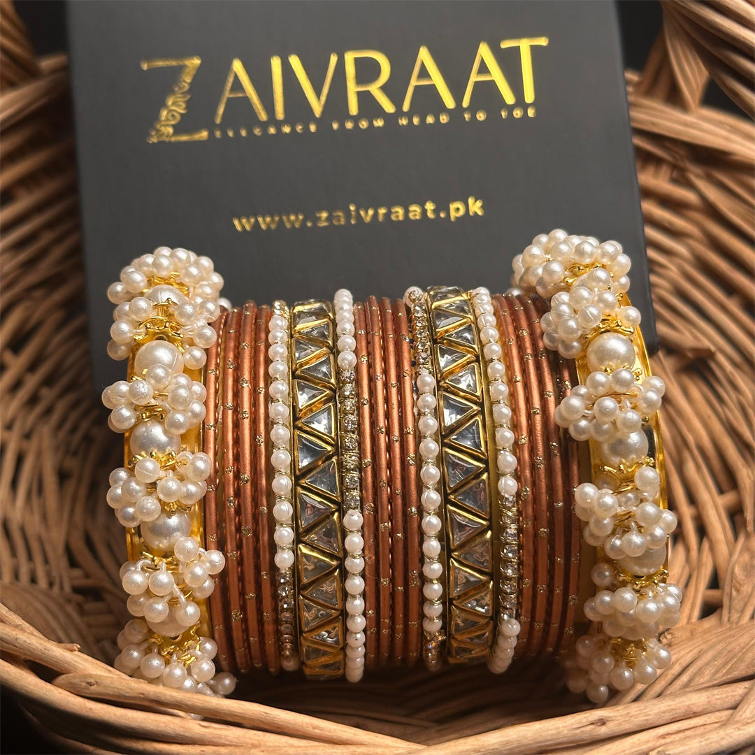 Zewrak - Triangle Kundan Bangles Set