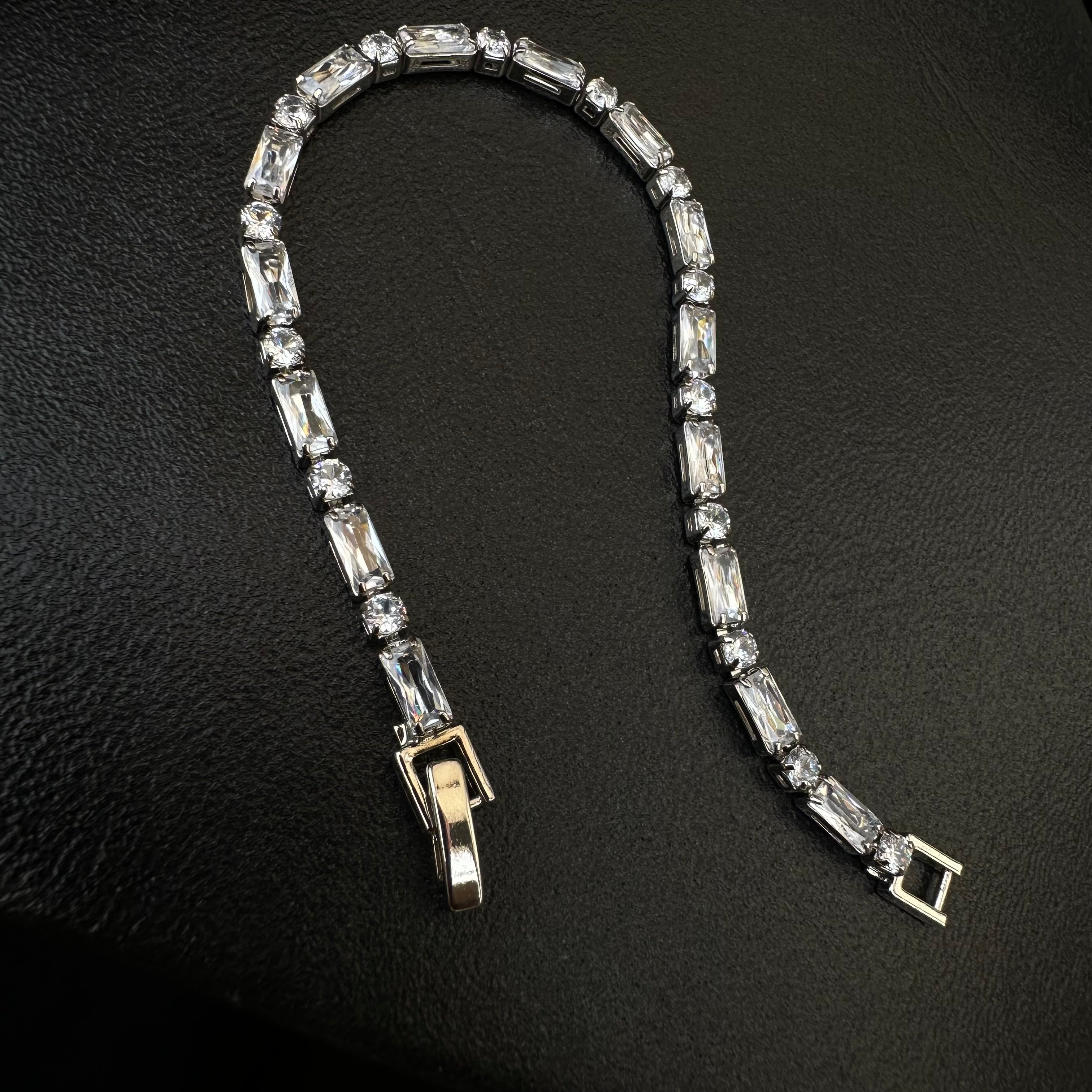 Ava Silver bracelet