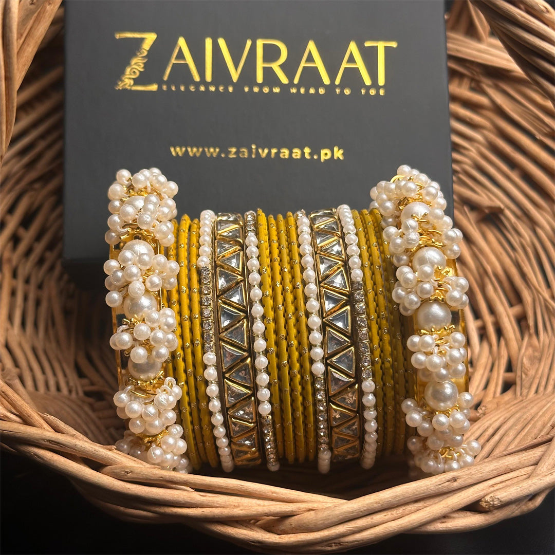 Zewrak - Triangle Kundan Bangles Set