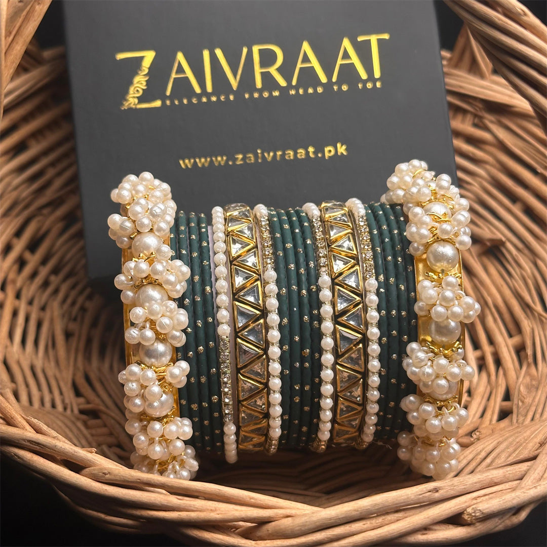 Zewrak - Triangle Kundan Bangles Set