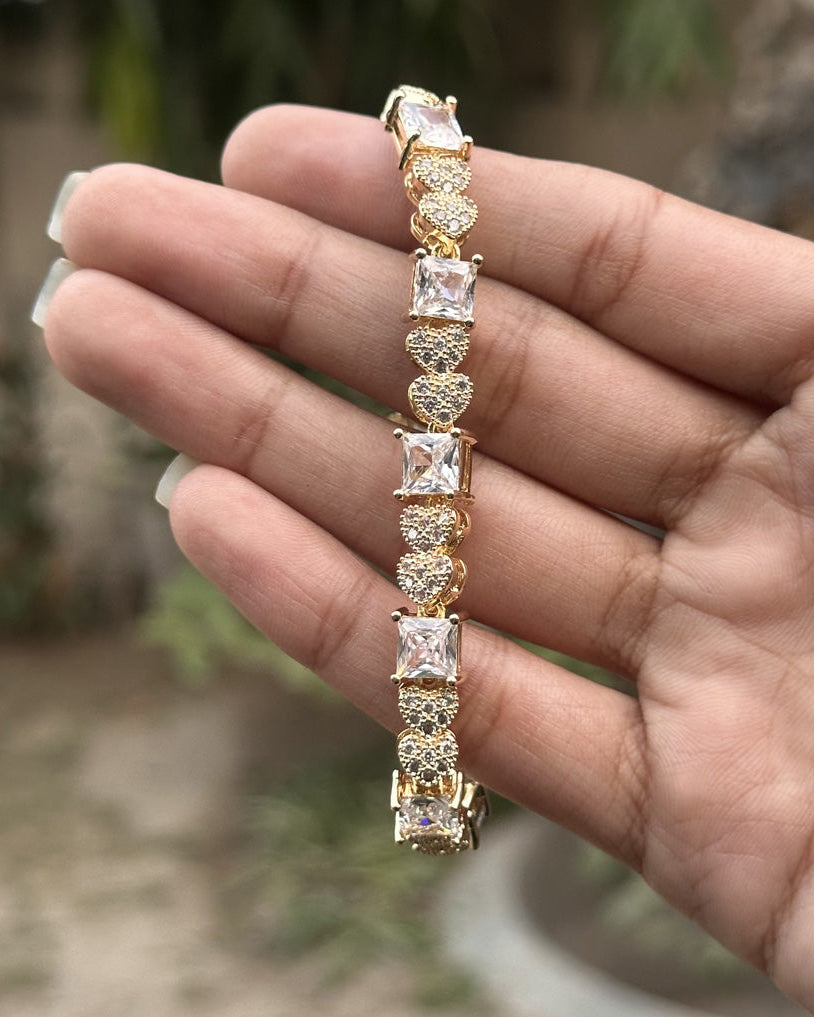 Enora Bracelets