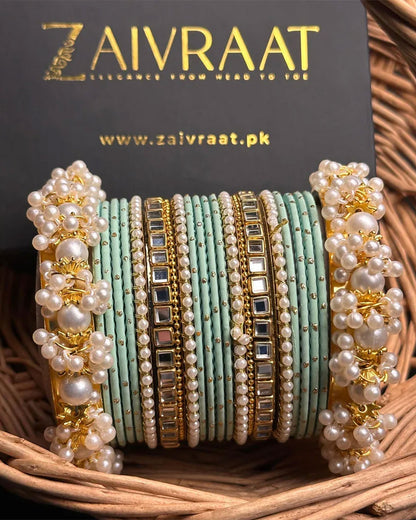 Zewrak - Square Kundan Bangle Set