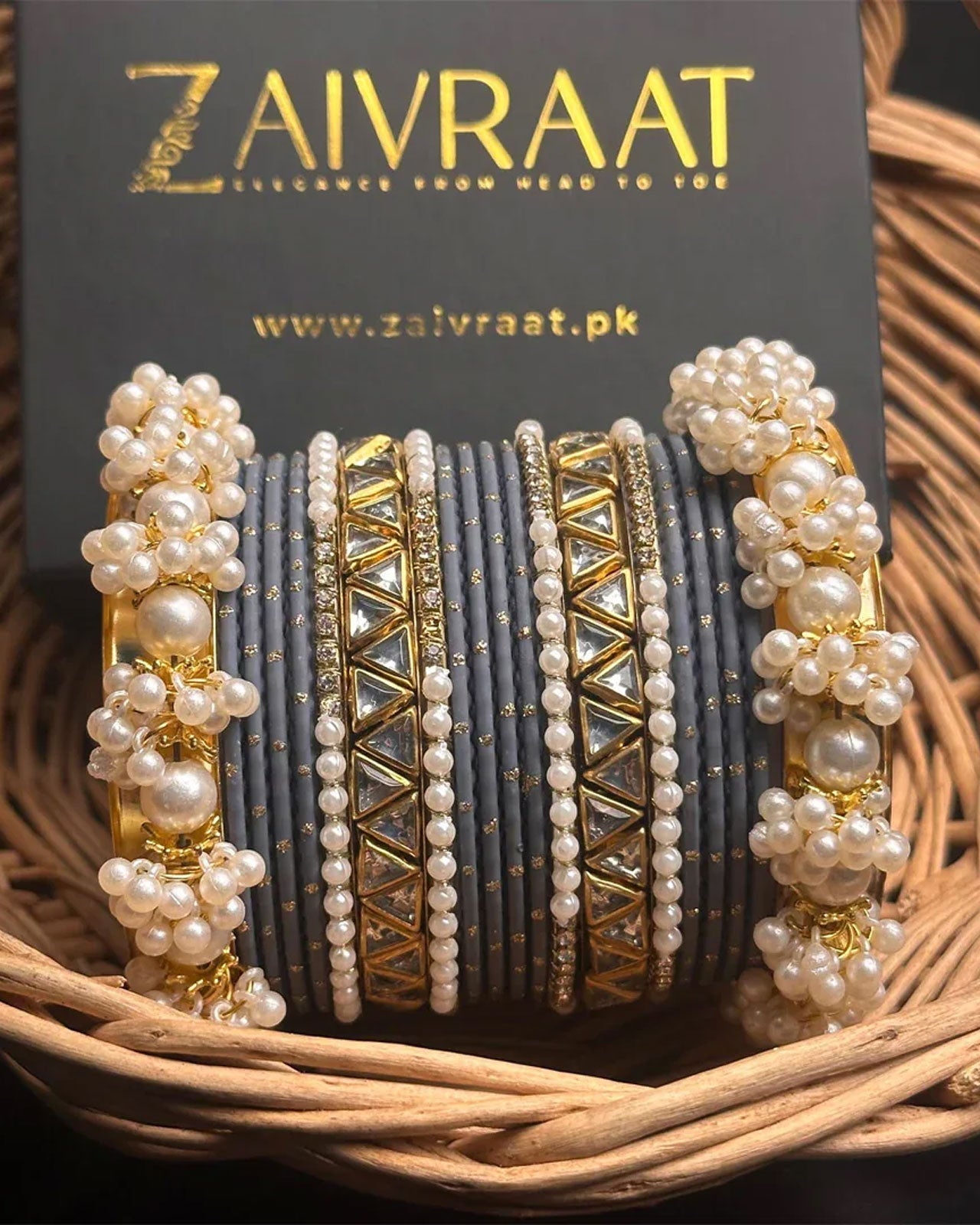 Zewrak - Triangle Kundan Bangles Set