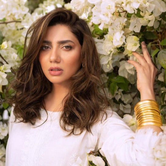 Mahira  Khan Inspired Gold Bangles