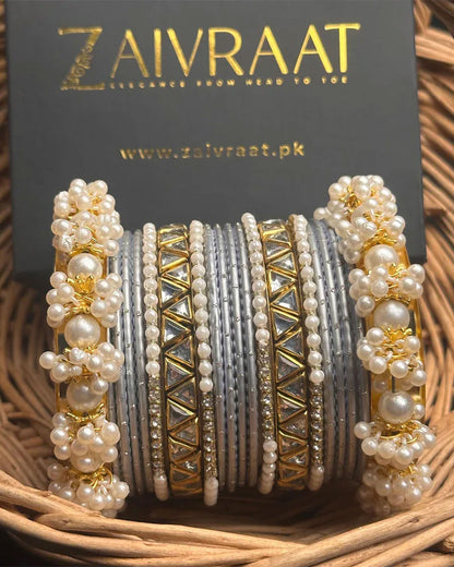Zewrak - Triangle Kundan Bangles Set
