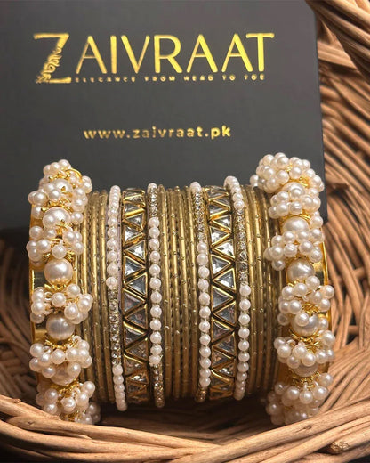 Zewrak - Triangle Kundan Bangles Set