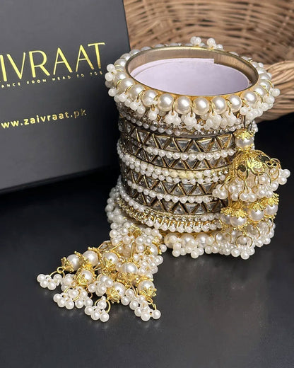 Mahtaab - Hanging Pearl Luxe Bangles (Triangle)