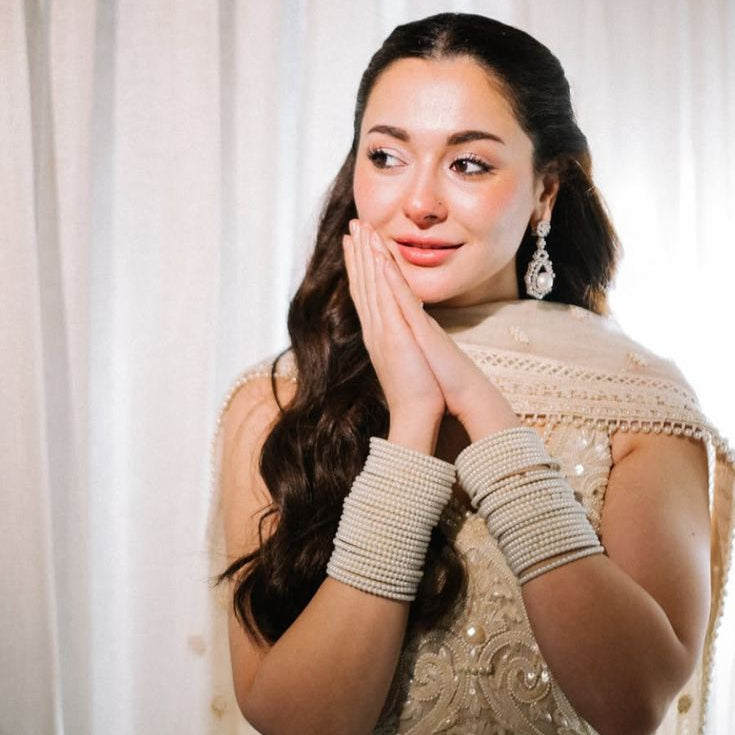 Hania Amir Inspired Pearl Bangles