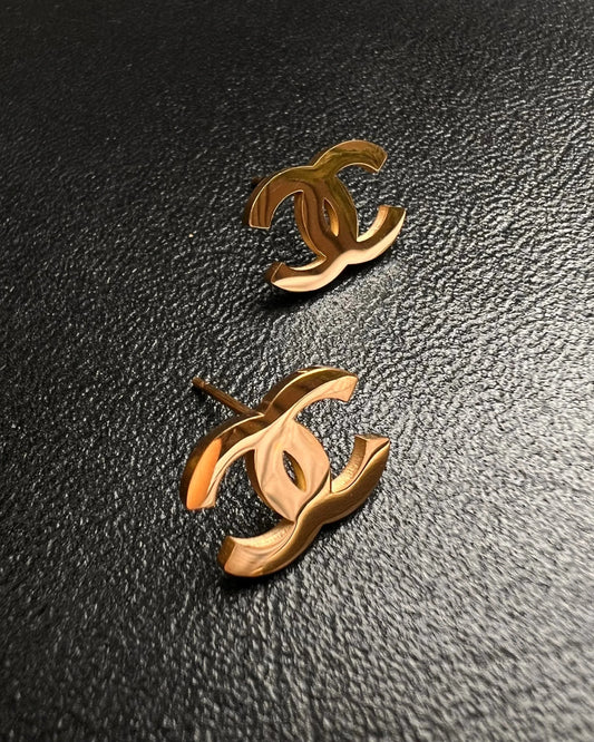 Gold C studs - Zaivraat