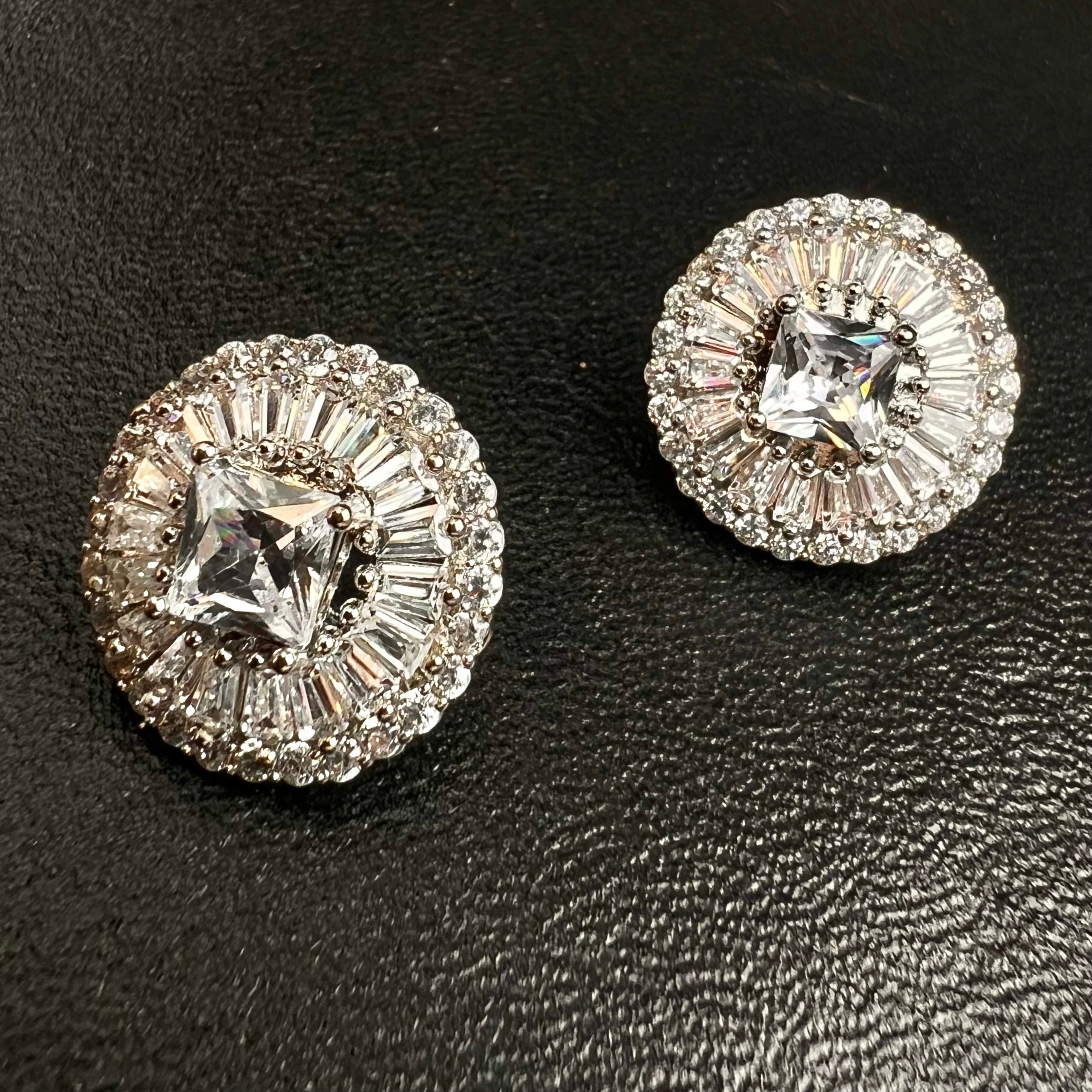 Cubic zirconia Studs