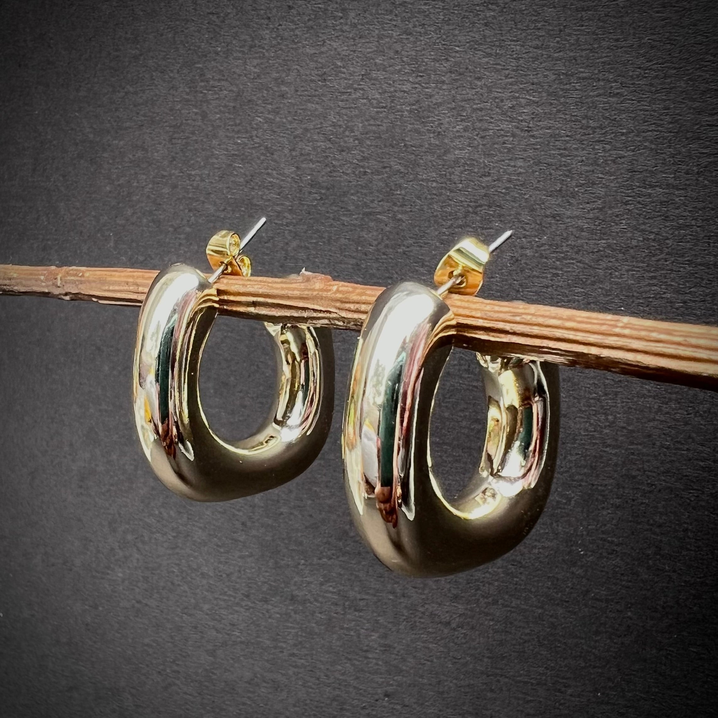 Zeina Gold hoops