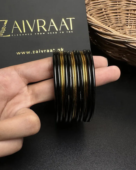 Nazli  (Black)
