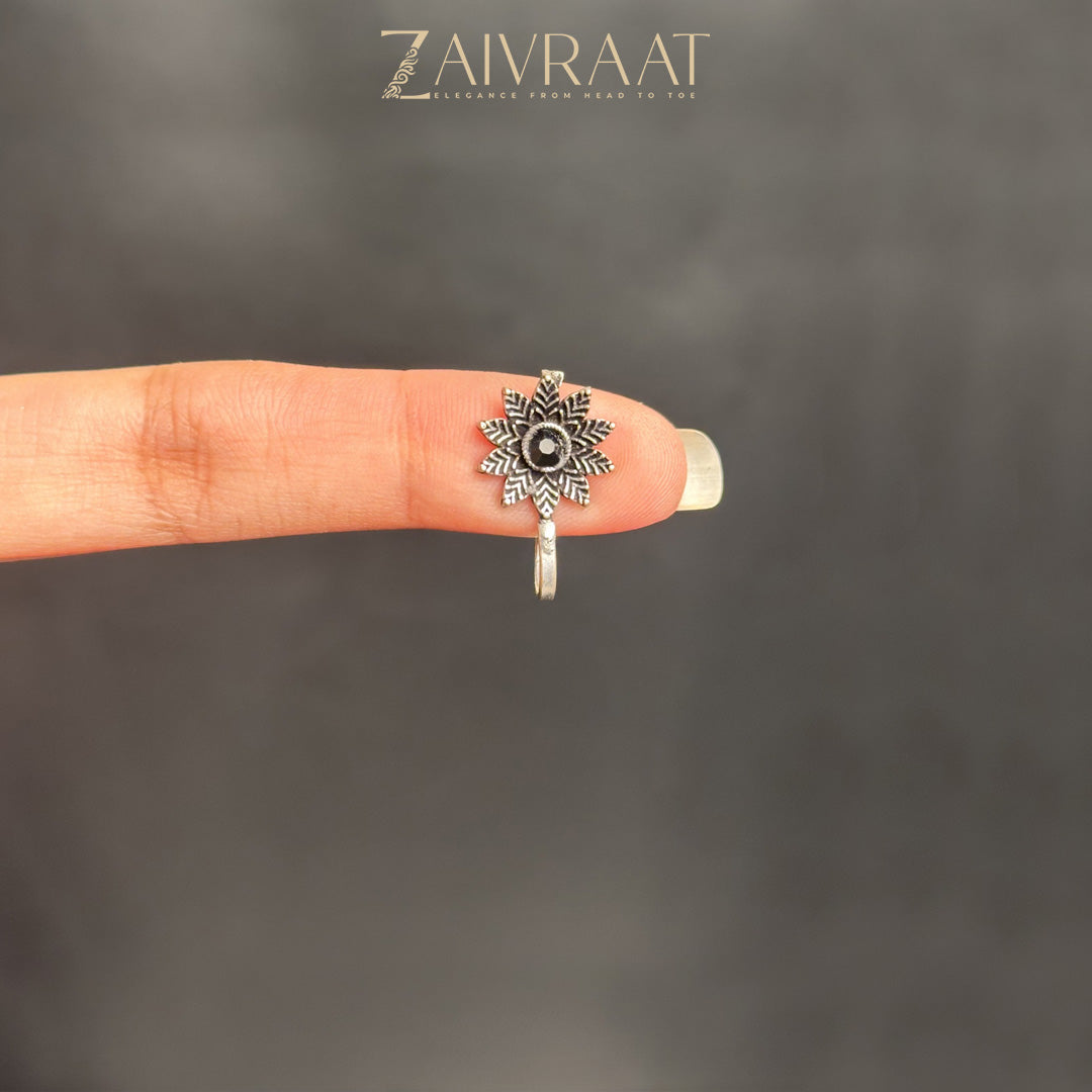 Foorush - Antique Nose Ring (Black)