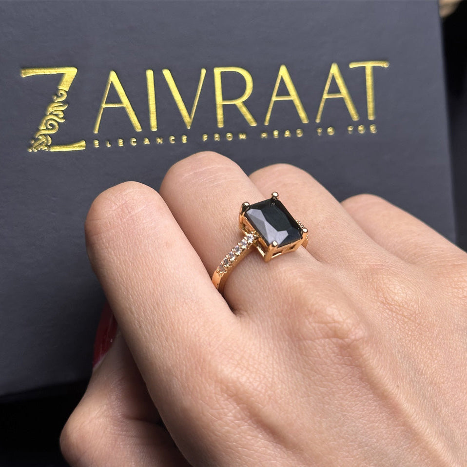 Petal (Gold - Black)