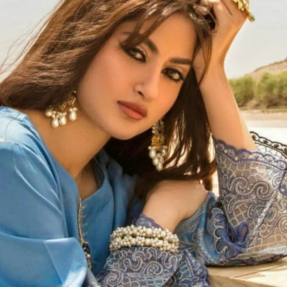 Sajal Ali Inspired Gajra kara
