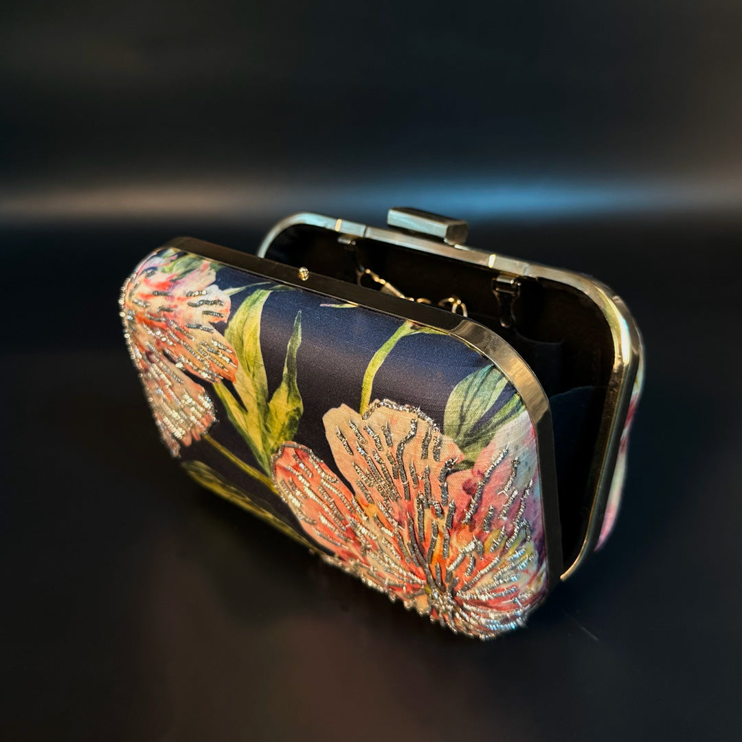 Elegant Floral Print Clutch