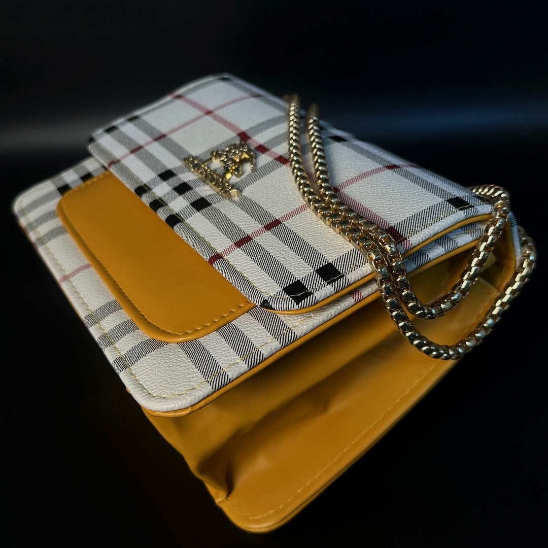 Stylish Plaid Handbag with Gold Chain