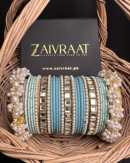 Roop - Aqua and Icy Glam