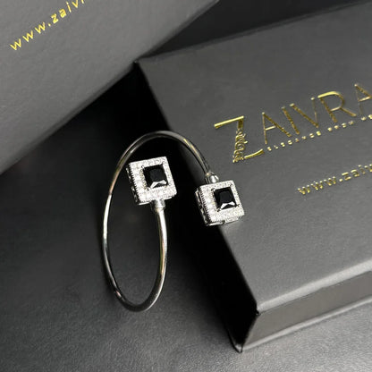 Designer Cuff Bracelet - Zaivraat