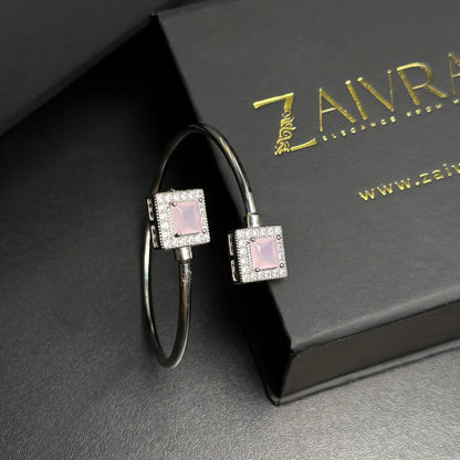 Designer Cuff Bracelet - Zaivraat