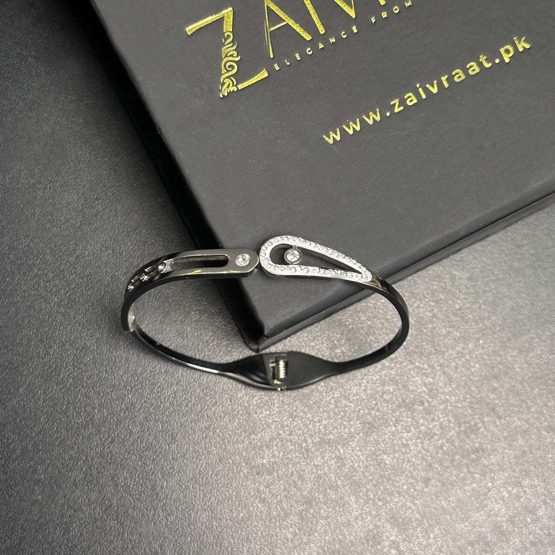 Silver Teardrop Cuff Bracelet