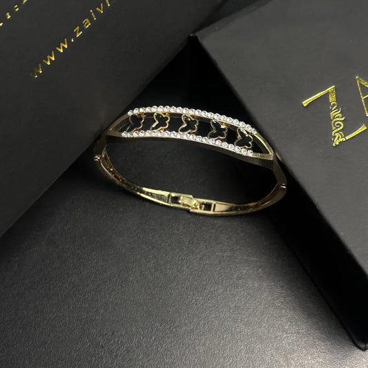Butterfly Flutter Bracelet - Zaivraat