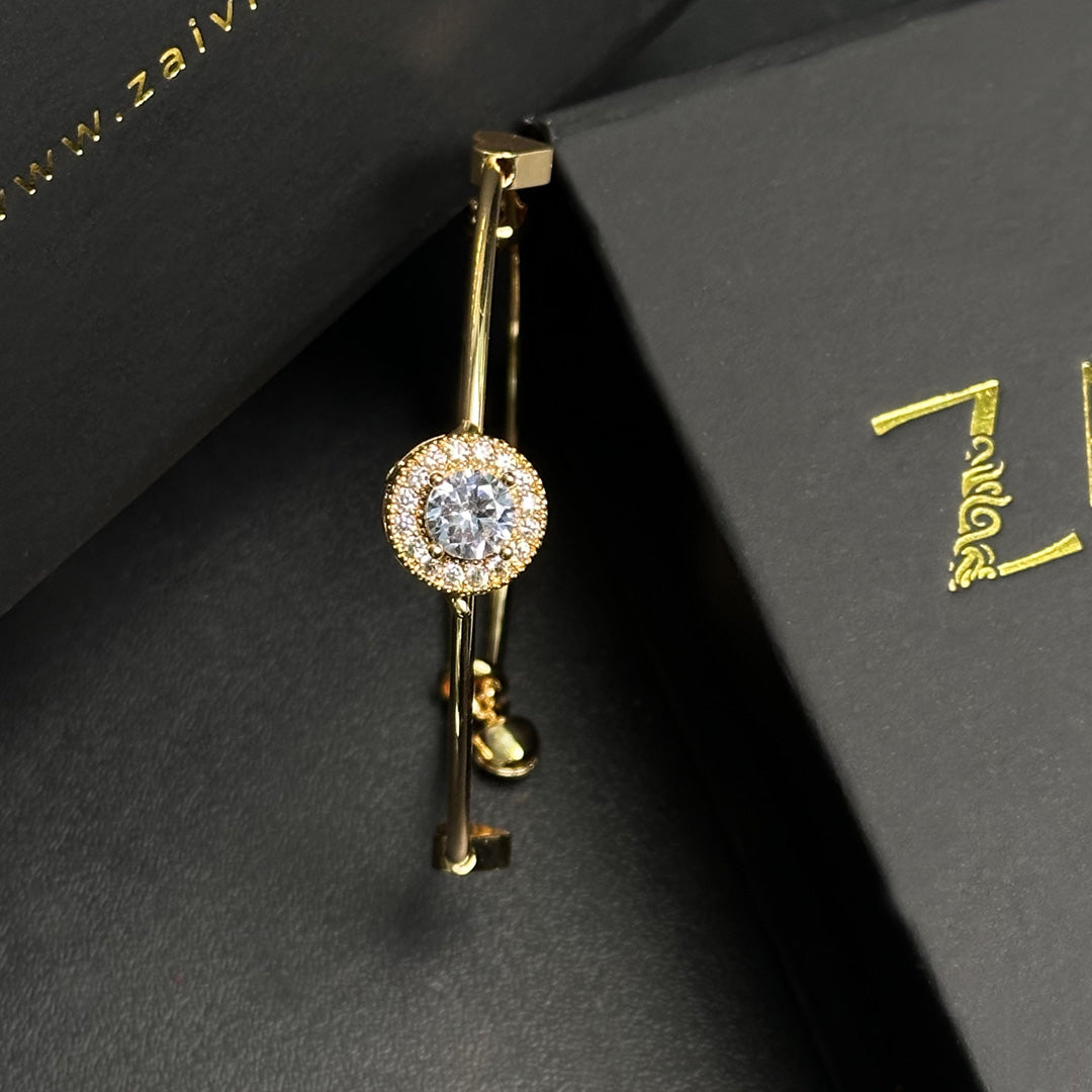 Gold-Tone Bracelet set with Round Stones