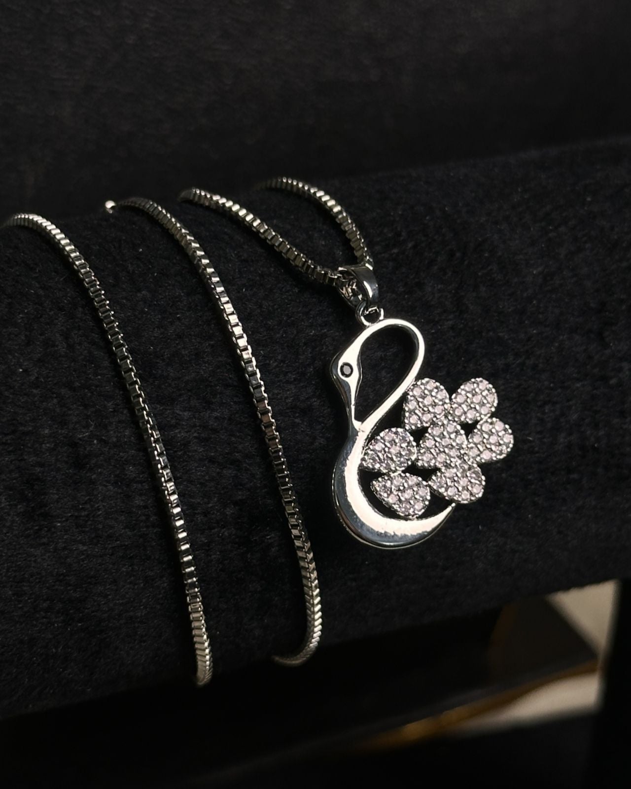 Long Swan Necklace