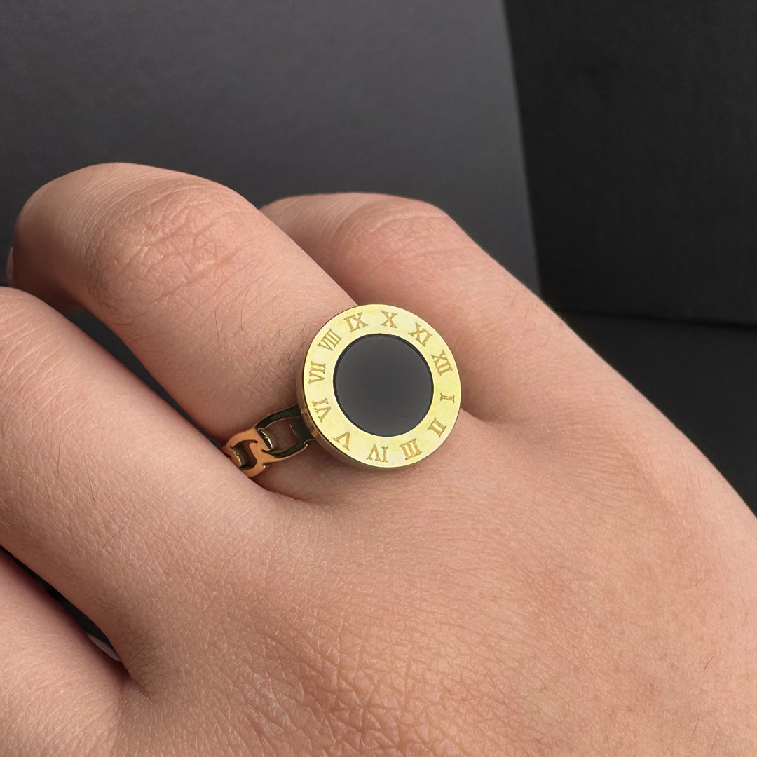Roman Ring
