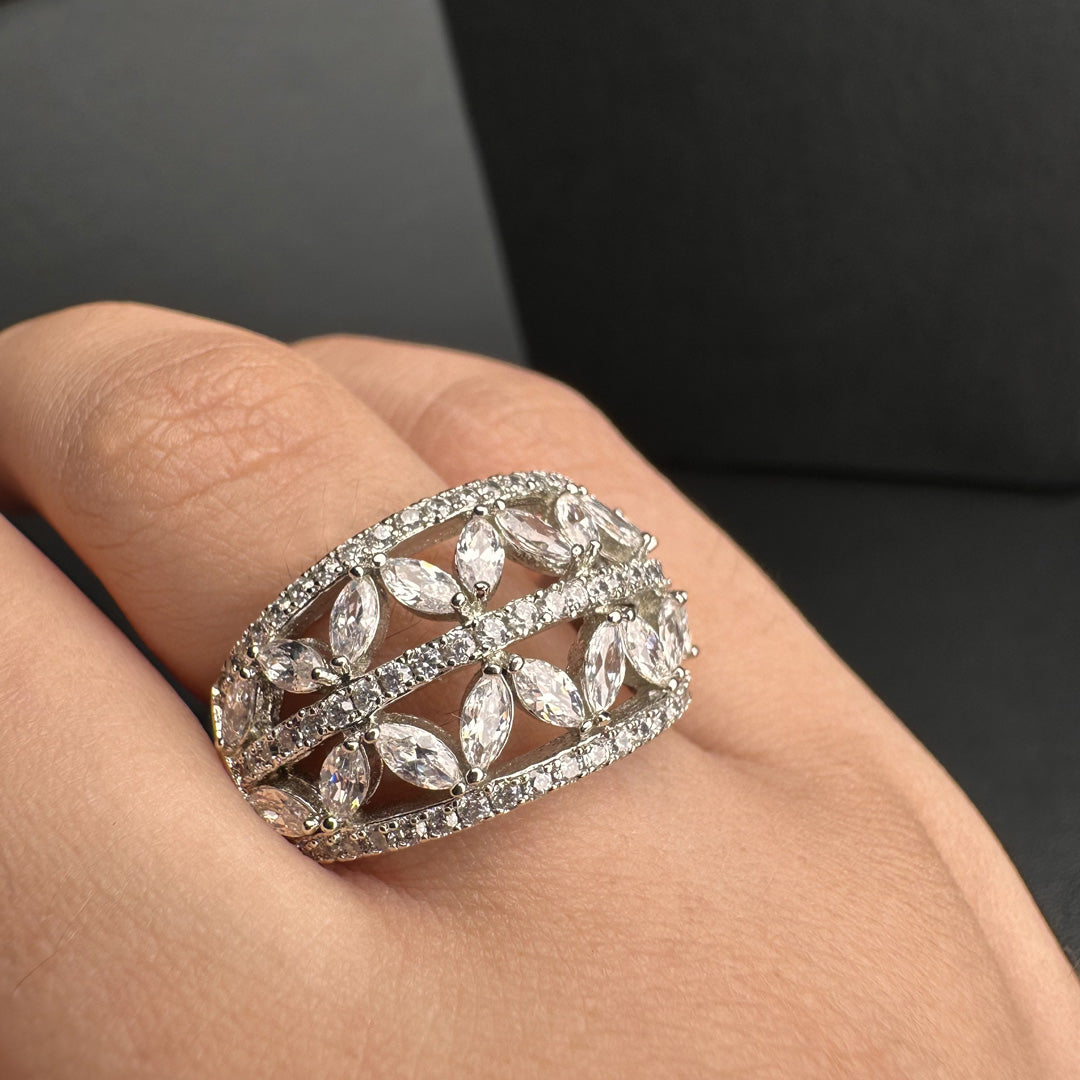 Cilina zirconia ring