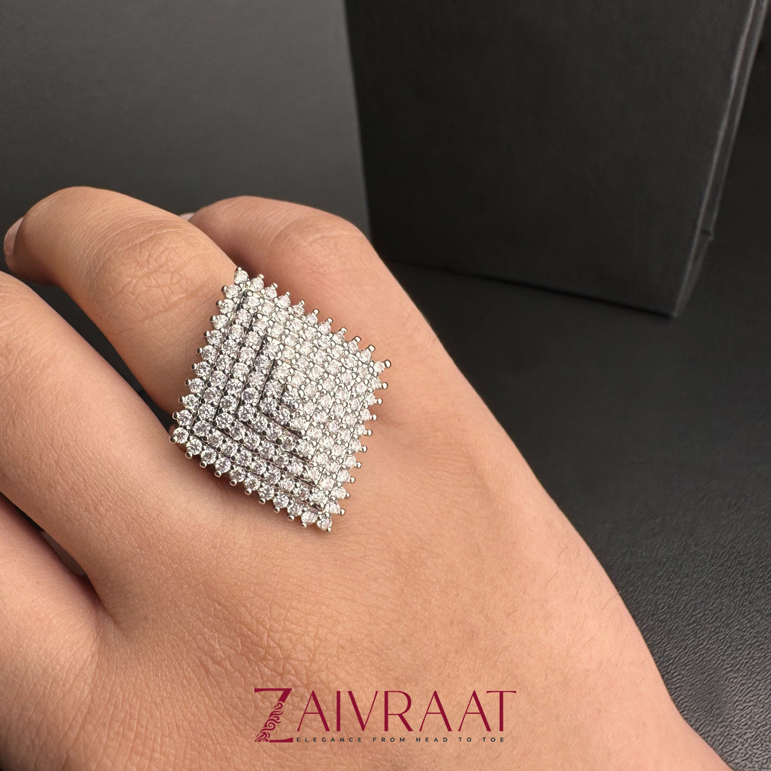 Paramid Zirconia ring