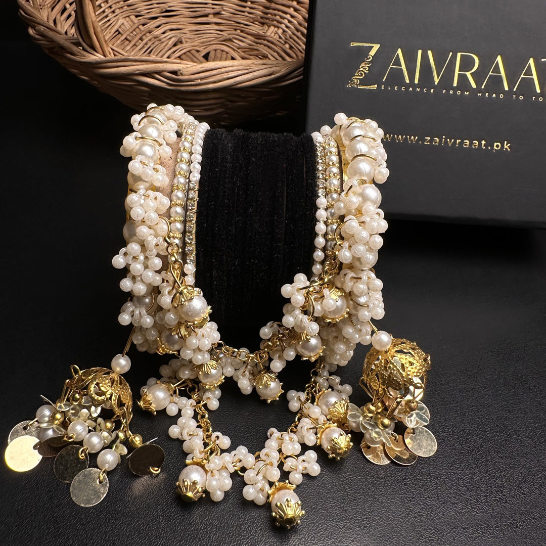 UNS - Velvet  Pearl Hanging Set