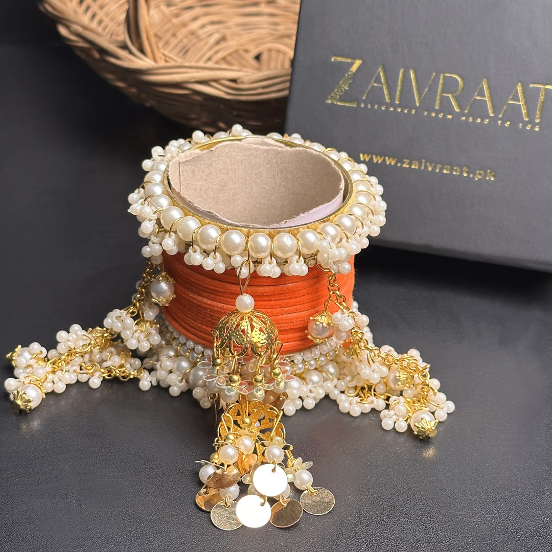 UNS - Velvet  Pearl Hanging Set