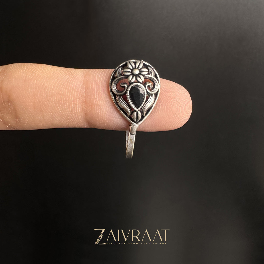 Kalli - Antique Nose Ring (Black)