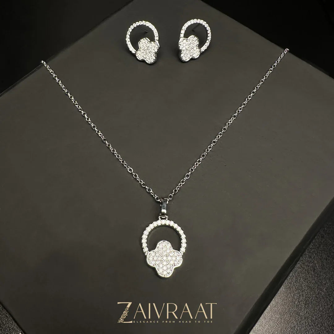 Charm Pendant Set - Zaivraat