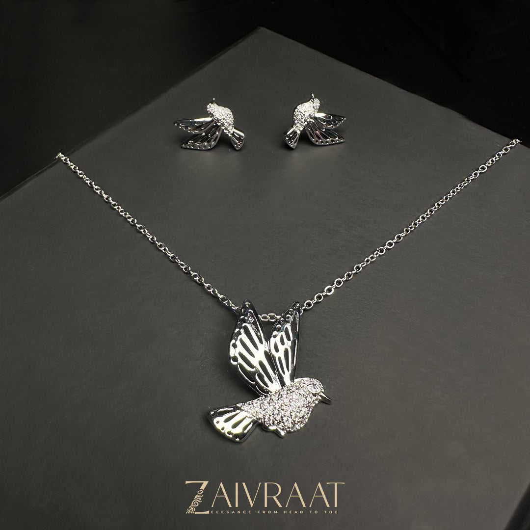 Sparrow Pendant Set