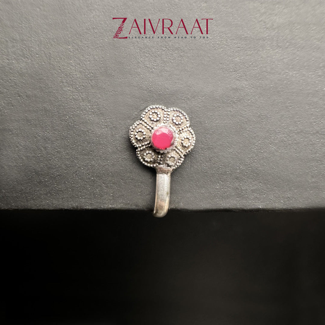 Ufuq - Antique Nose Ring (Red)