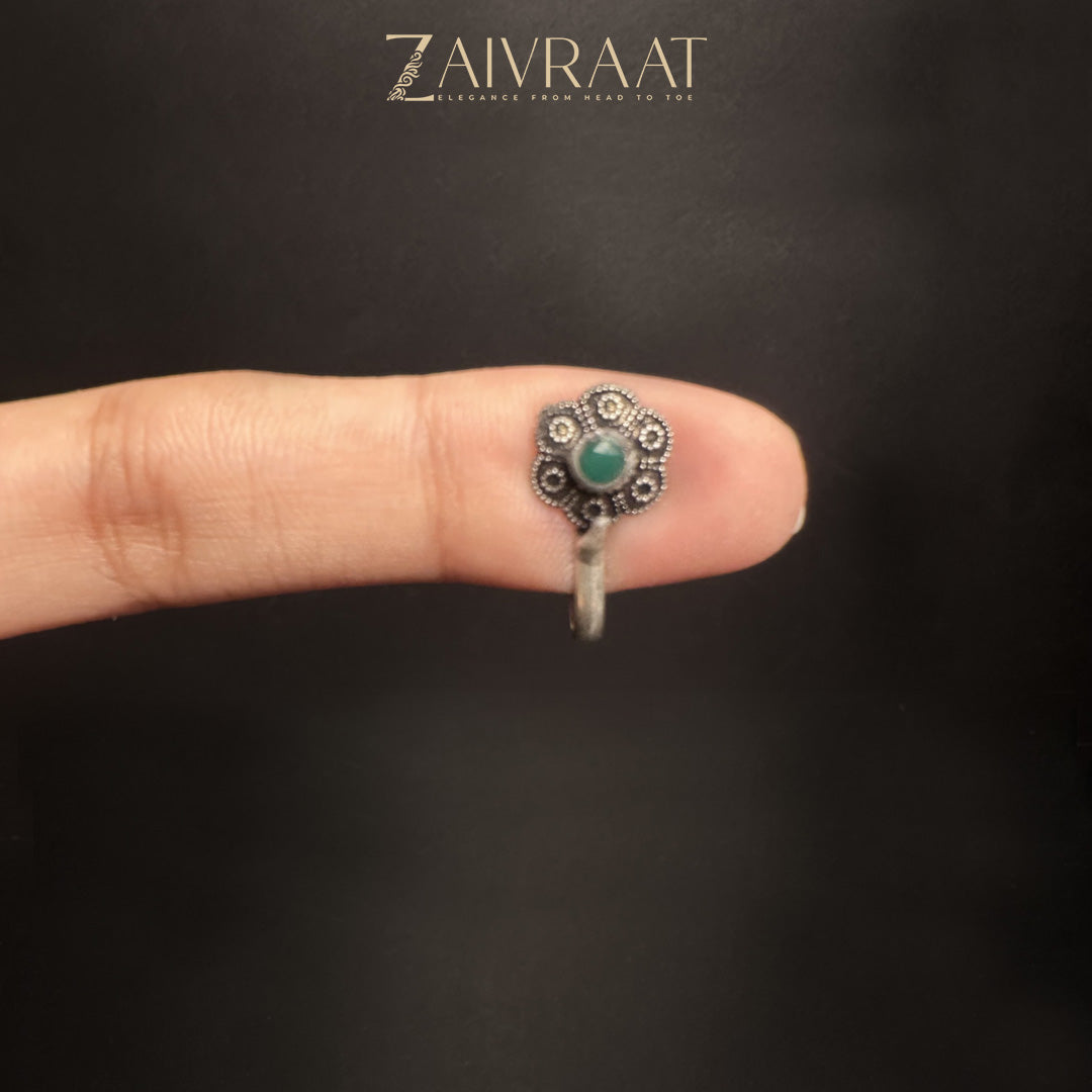 Ufuq - Antique Nose Ring (Green)