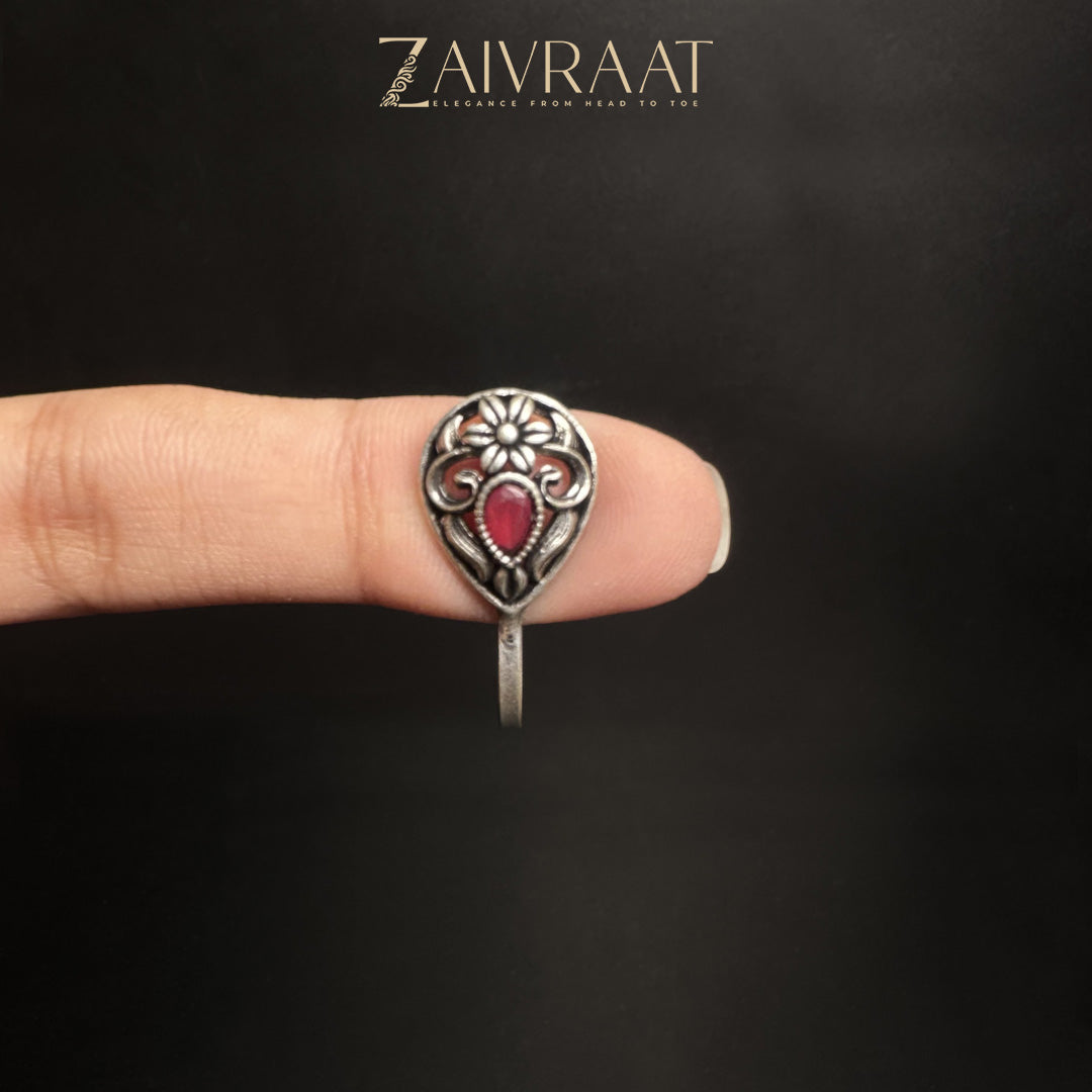 Kalli - Antique Nose Ring (Red)