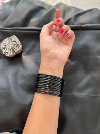 Mahira Khan Inspired Glass Bangles (Pack of 24)