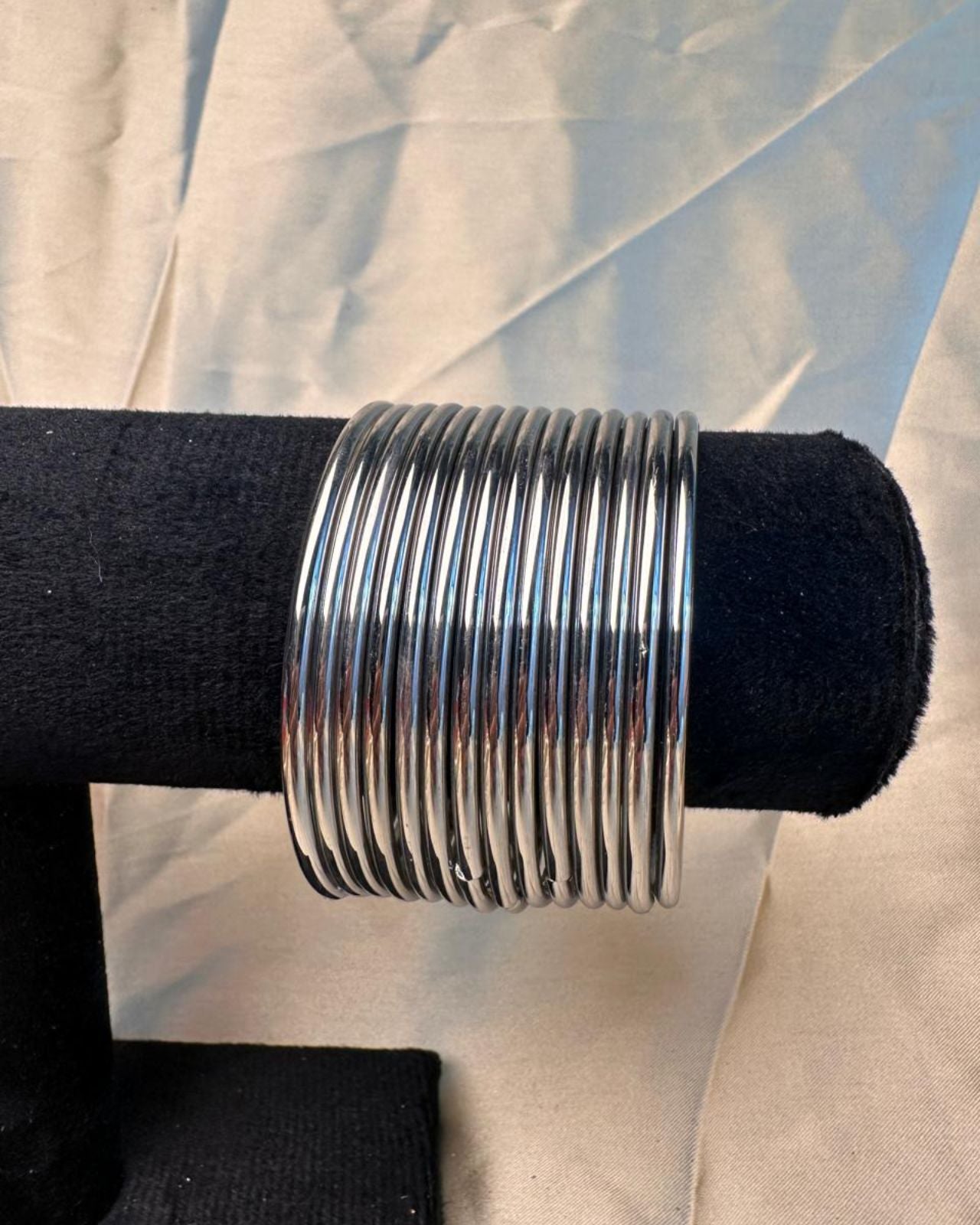 Silver Glass Bangles