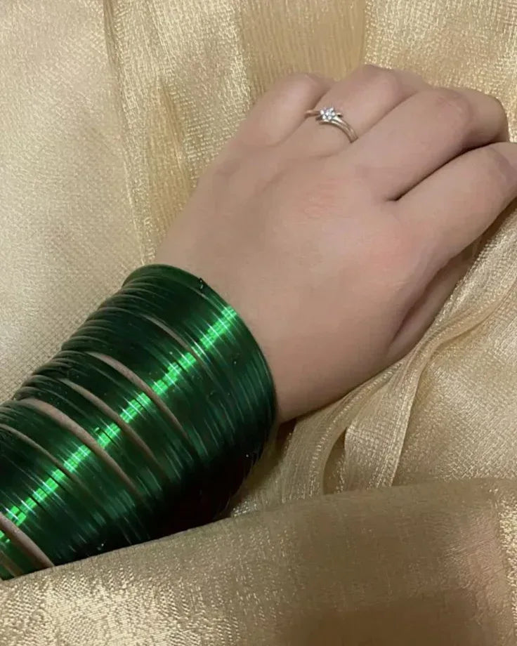 Yumna Zaidi Inspired Green Glass Bangles - Zaivraat