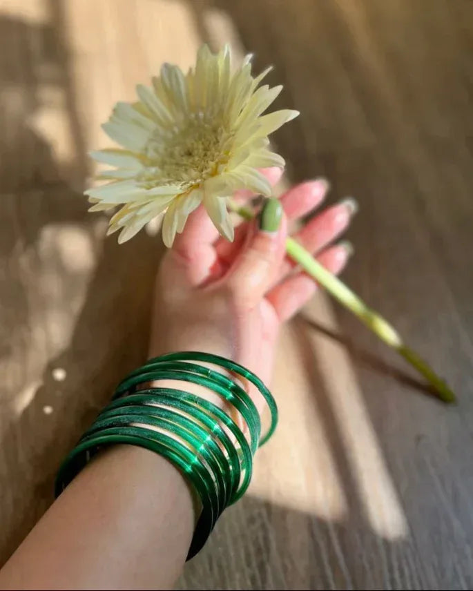 Yumna Zaidi Inspired Green Glass Bangles - Zaivraat