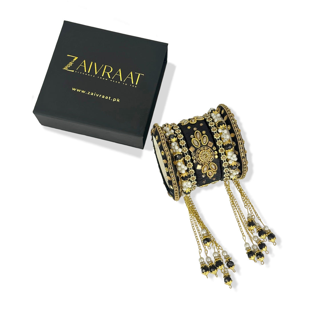 Traditional fancy bridal bangles in zink with gold lace