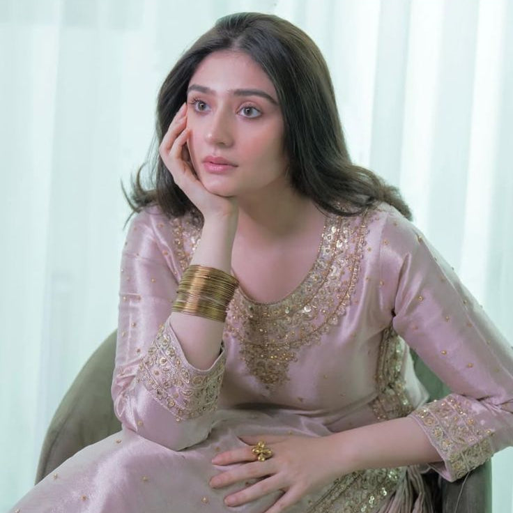 Durefishan Inspired Golden Steel Bangles