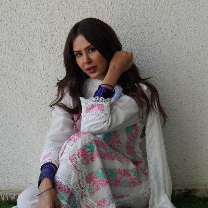 Sonam Bajwa inspired Glass Bangles (Pack of 24)