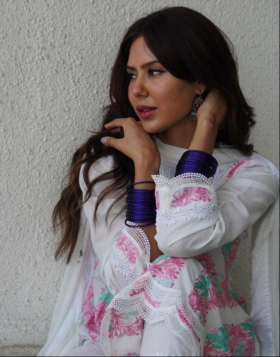 Sonam Bajwa inspired Glass Bangles (Pack of 24)